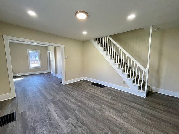 5th image of 722-726 7th Ave