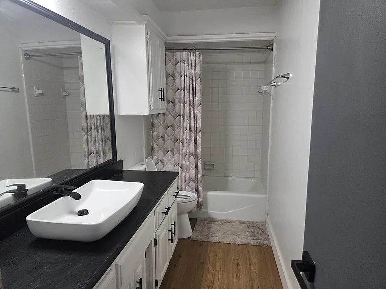 3705 Windover Dr — Photo 10