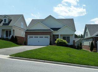 604 Kentwood Dr, Blacksburg, VA 24060