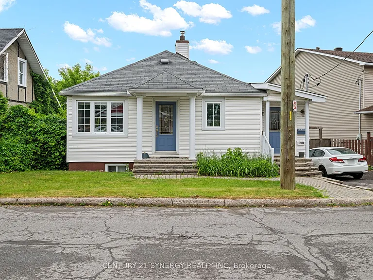 241 Bradley Ave — Photo 1