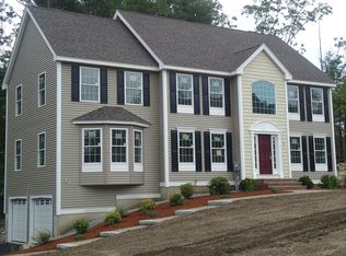 31 Cross St, Salem, NH 03079