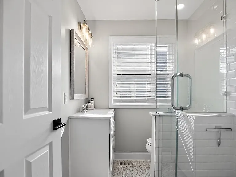 1005 Woodcliffe Ave — Photo 5