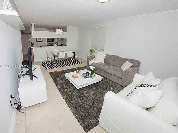 4th image of 17125 N Bay Rd APT 3212