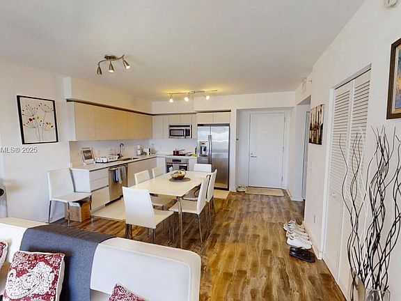 5th image of 4250 Biscayne Blvd APT 1008