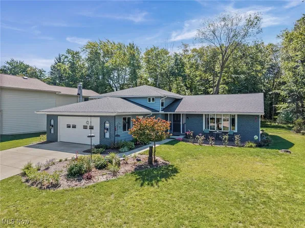 16569 Timberline Dr, Strongsville, OH 44136