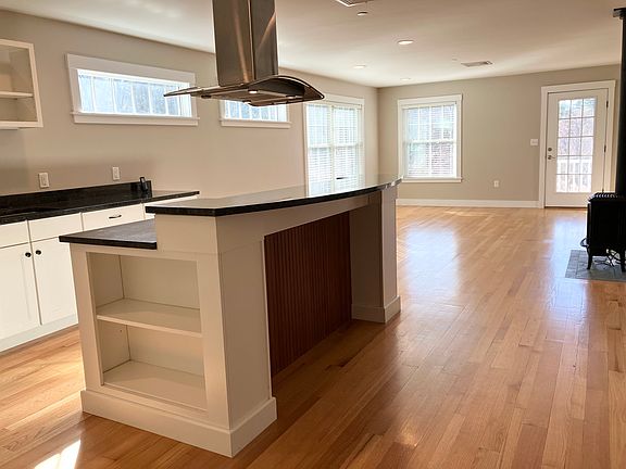 4th image of 26 N Main St Unit 7