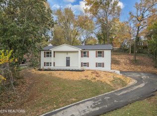 8919 Farne Island Blvd, Knoxville, TN 37923
