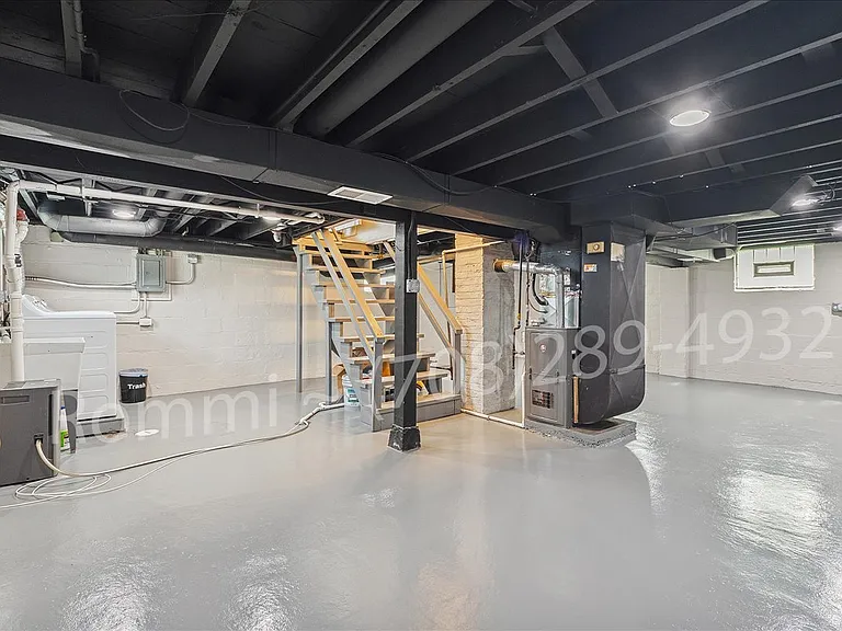 6717 Huron Ave — Photo 20