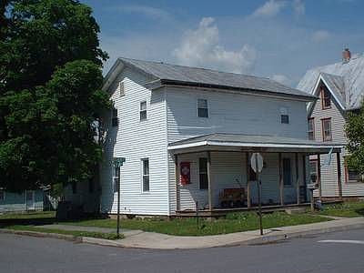 1st image of 601 Ash St