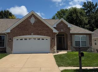 4124 Shepherds Hill Cir, Saint Peters, MO 63304