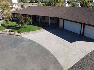 1361 Raeline Ln, Minden, NV 89423