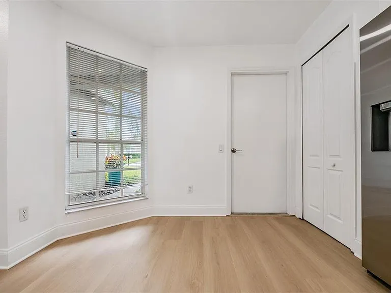 4208 Pine Isle Dr — Photo 11