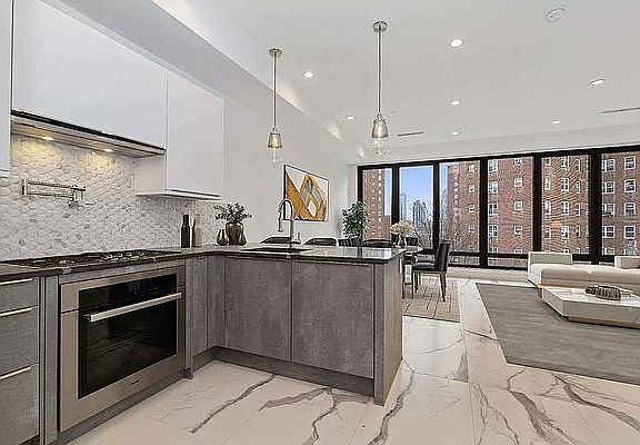 2nd image of 127 Avenue D #3