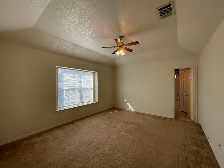 5001 Addie Dr — Photo 9