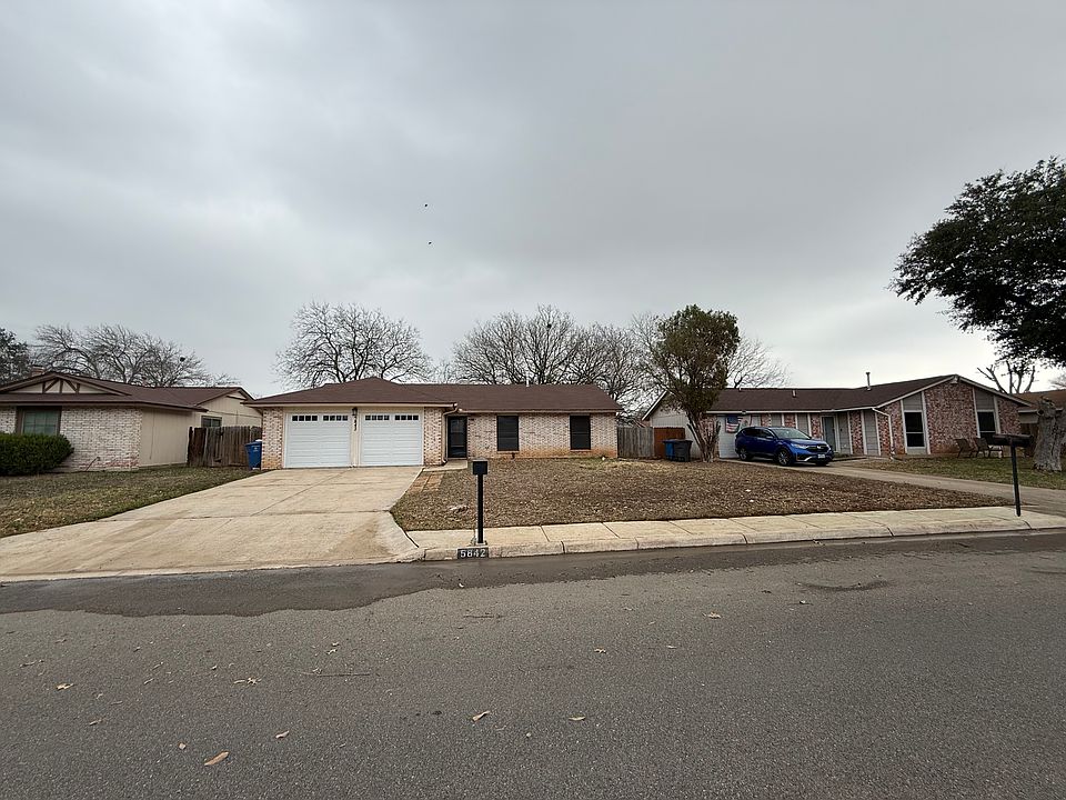1st image of 5842 Cliff Walk Dr