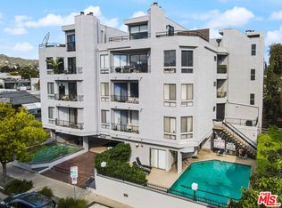 660 Sweetzer Ave #202, Los Angeles, CA 90048