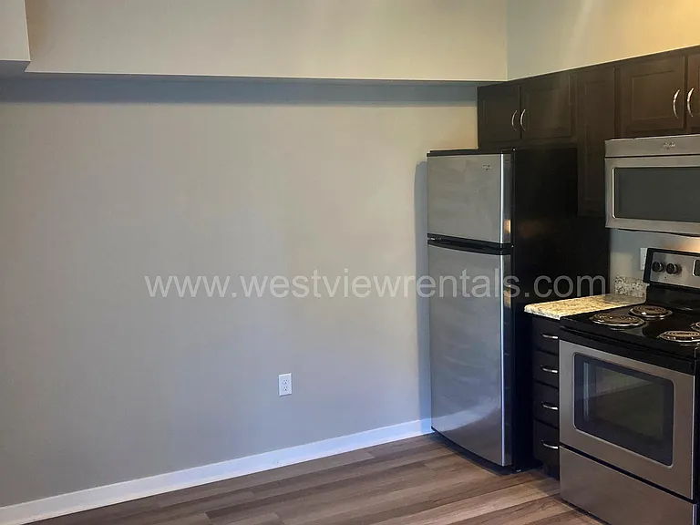 1010 Railroad Ave — Photo 204