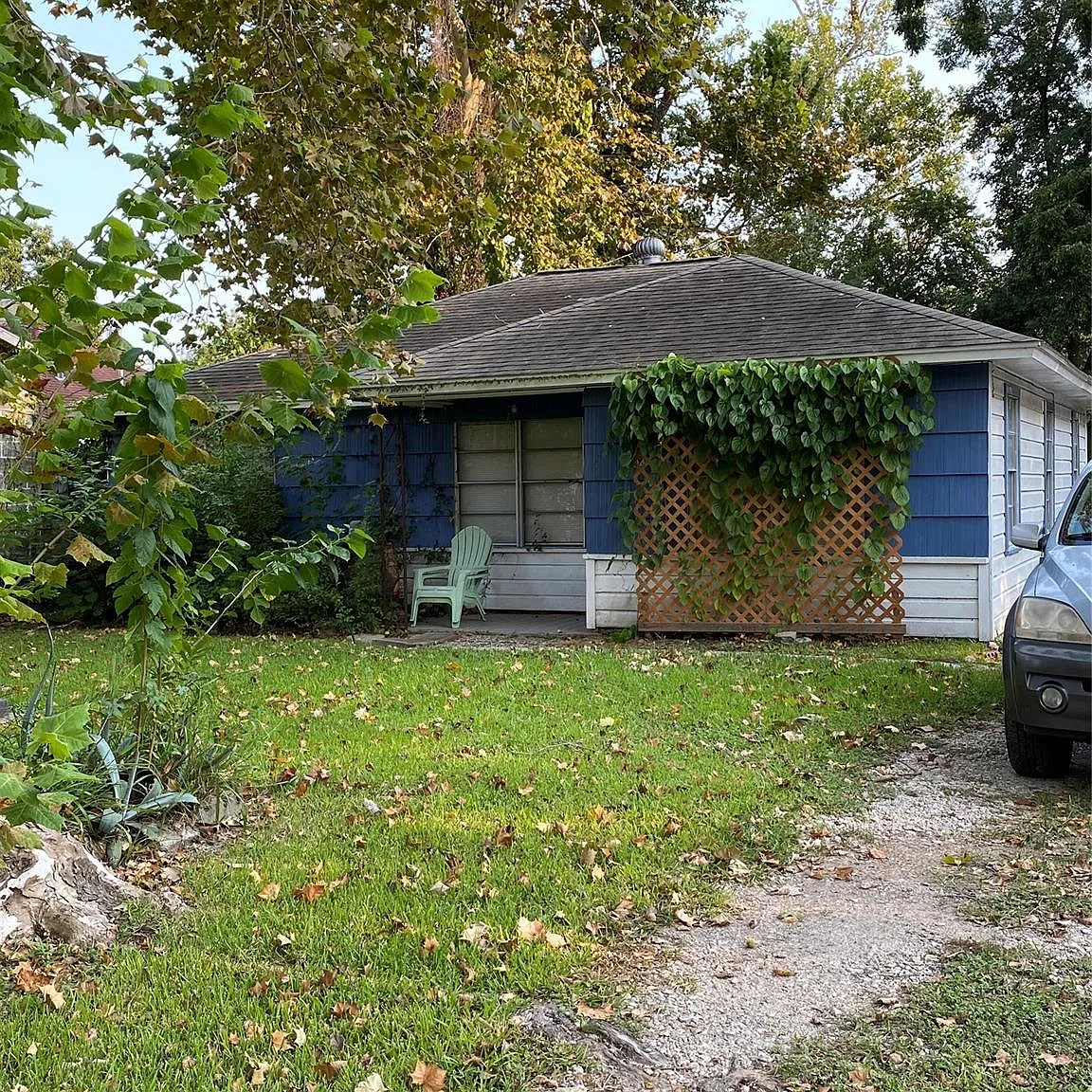 3 bed, 1.0 bath, 1059 sqft, $1,600 — Photo 1