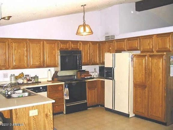 4th image of 7026 W Mitchell Dr