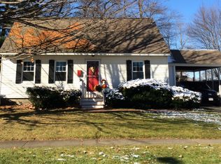 79 Birch Grove Dr, Pittsfield, MA 01201