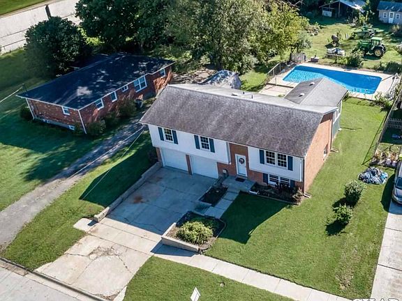 2nd image of 11303 Frenchrone Dr