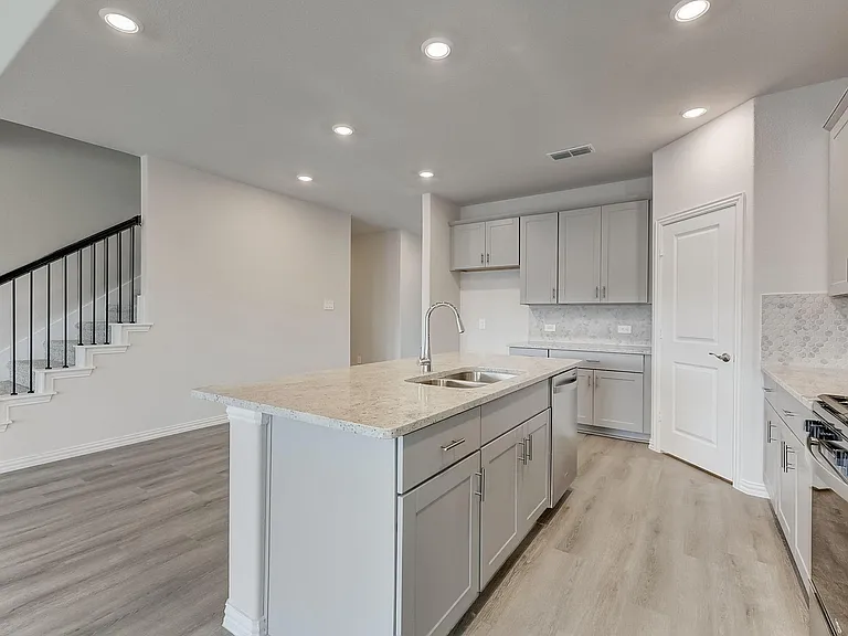 5211 Meditation Dr — Photo 3