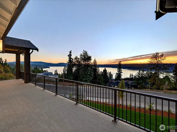 1642 205th Place NE, Sammamish, WA 98074