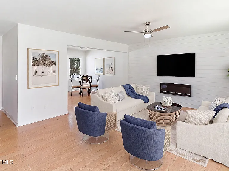 75 Grand Central Ave #6 — Photo 6