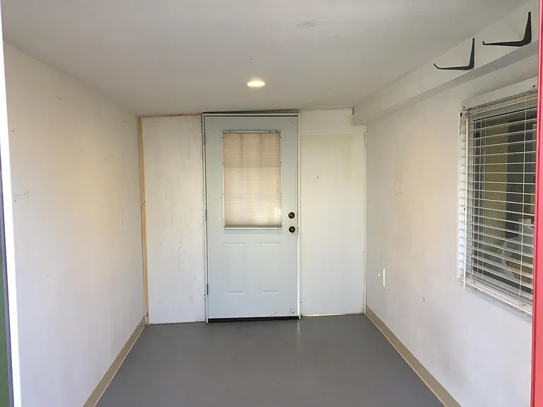 1237 Main St — Photo 37