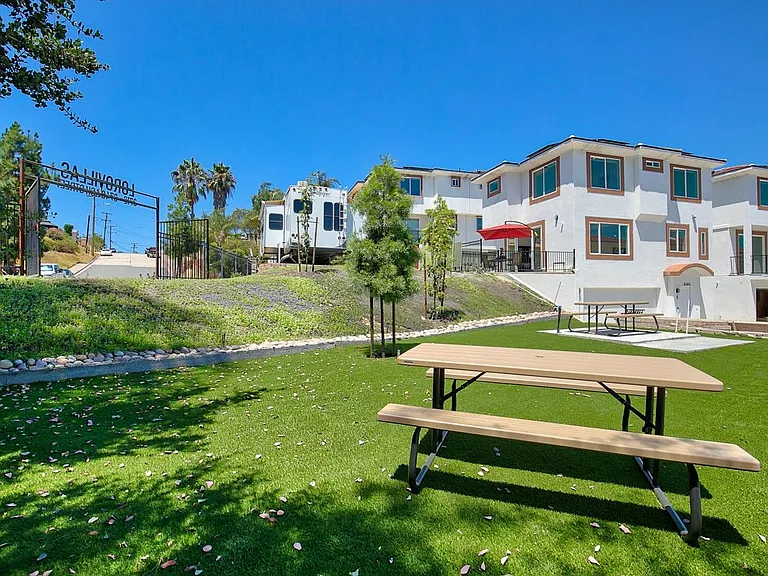3732 Ash St — Photo 42