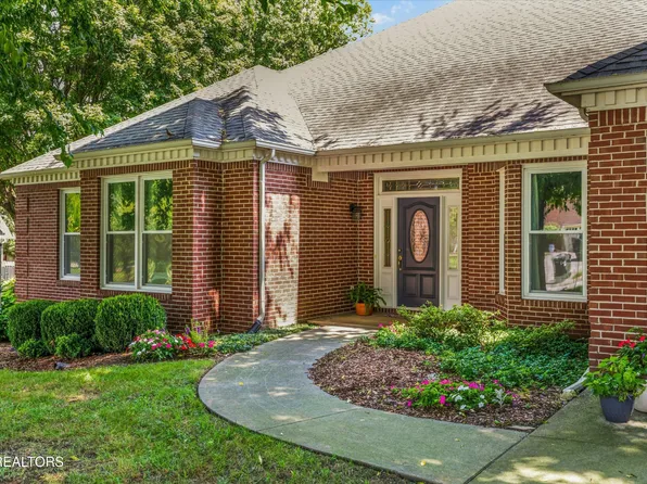 204 Battery Hill Cir, Knoxville, TN 37934