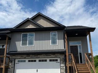 3150 Lampe Ln #D, Coralville, IA 52241