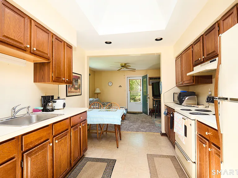 15 Harvester Rd #2 — Photo 14