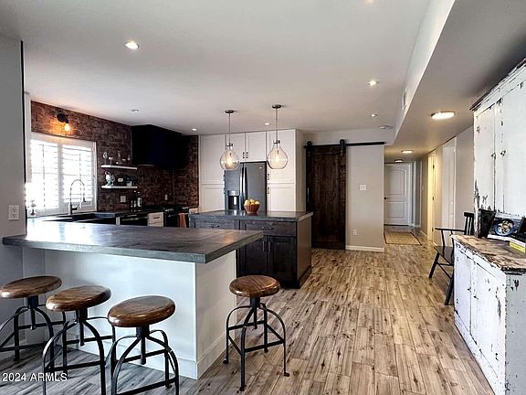 4th image of 15042 N MOON VALLEY Drive