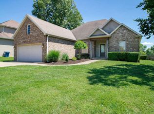 4830 E Farm Rd 136, Springfield, MO 65809