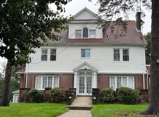 1714 Northampton St, Holyoke, MA 01040