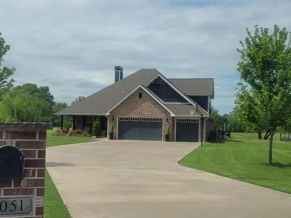 5051 Lake Breeze Rd, Grove, OK 74344