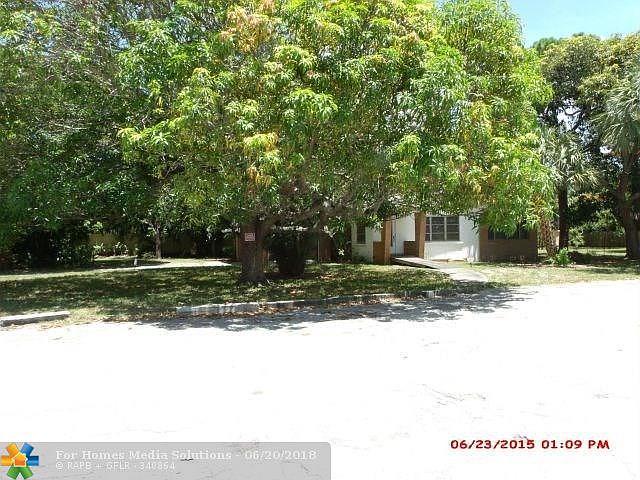 2nd image of 549 NE 21st Ct