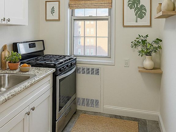 2nd image of 760 Bronx River Road #A-65