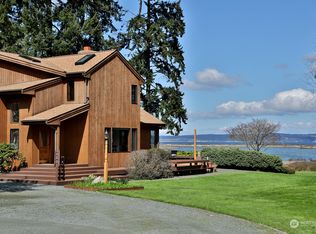 501 Race Rd, Coupeville, WA 98239