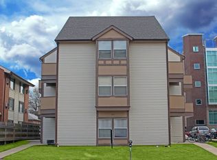 103 E Chalmers St, Champaign, IL 61820