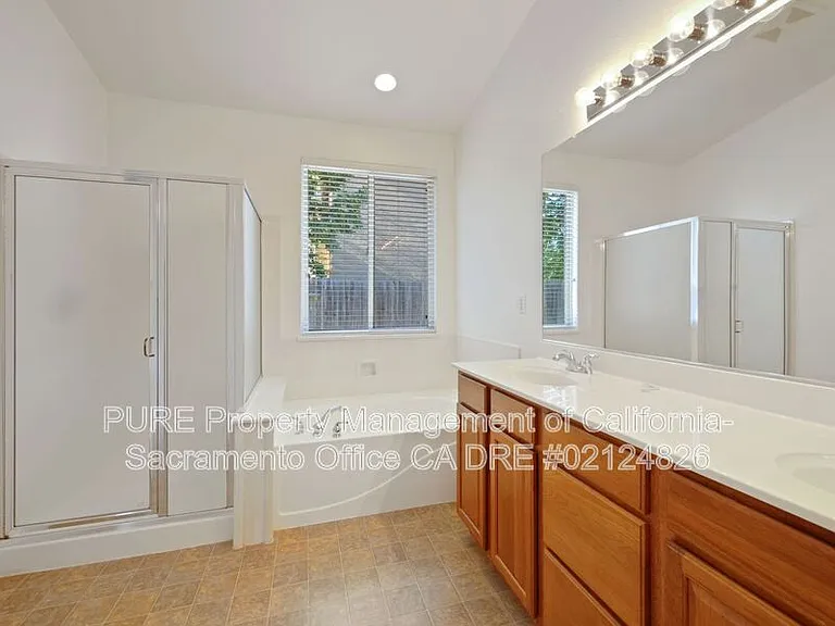 1732 Bamboo St — Photo 18