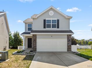 3396 Charlestowne Crossing Dr, Saint Charles, MO 63301