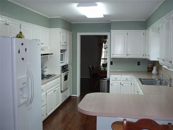 4th image of 3532 Richwood Pl