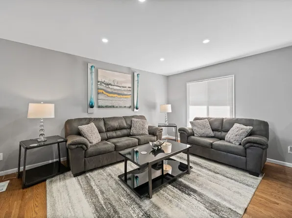 21937 E Churchill Dr #Id1285028p, Richton Park, IL 60471