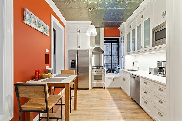 Sold by Compass | media 15