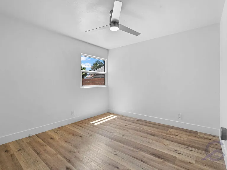 4820 Muir Ave — Photo 10