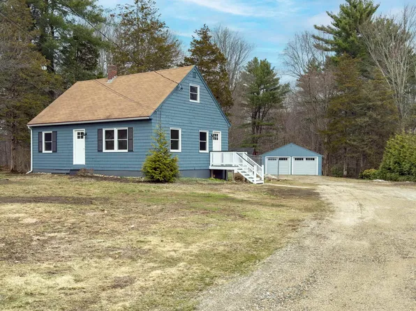 29 Lovell Rd, Stratham, NH 03885