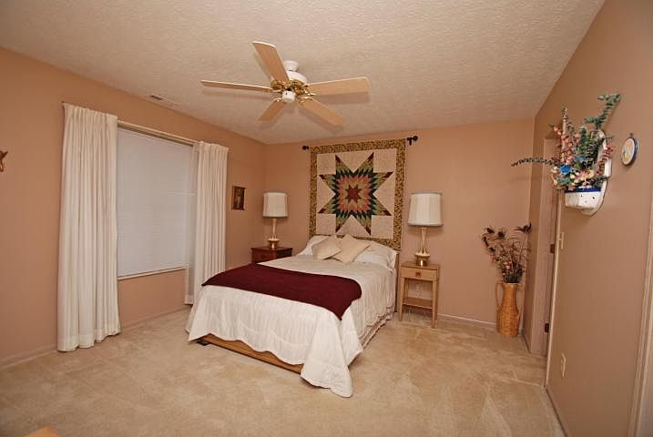 1st image of 258 Villa Oaks Ln