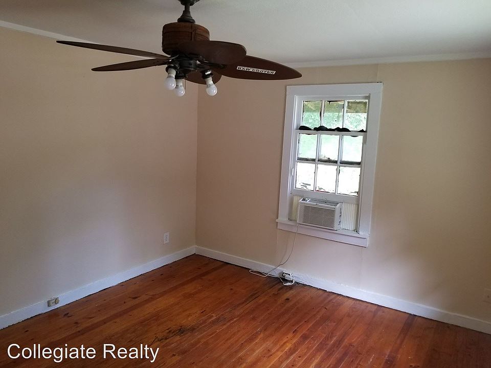 1st image of 1215 Rogers Dr